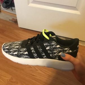 Girls size 4 1/2 Adidas